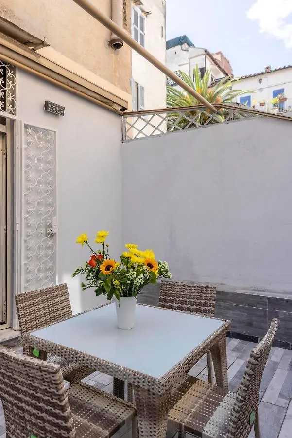 Art House Centro Storico Luxury Apartment Rome